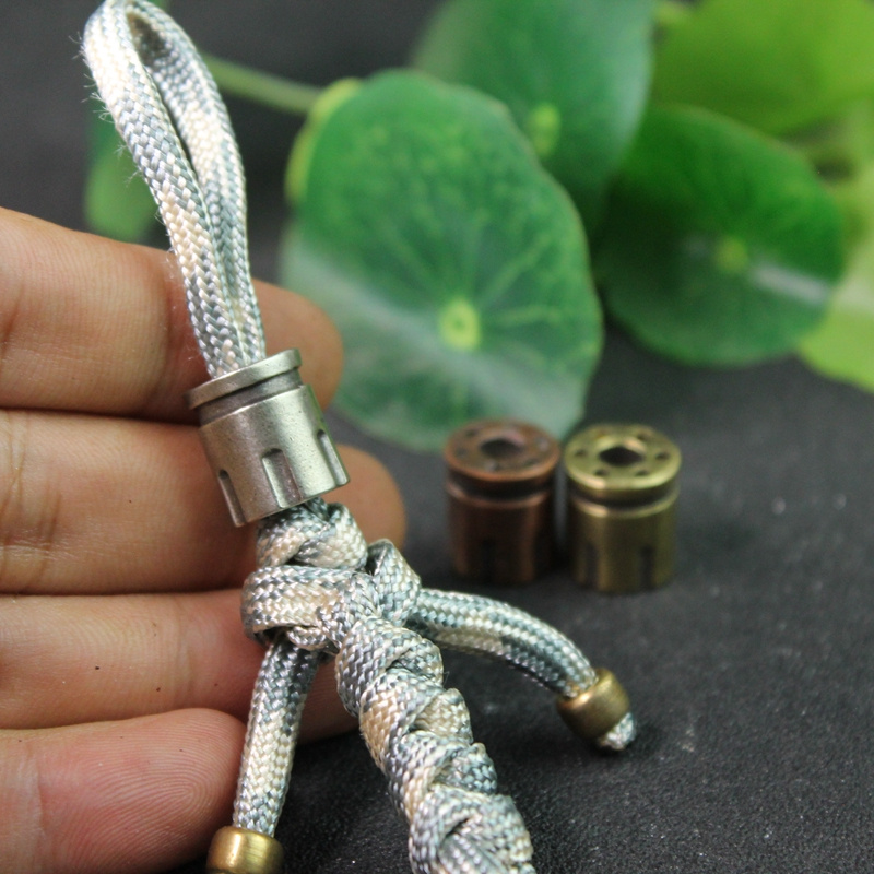 Revólver Magnum Bullet forma d - Jewelry Making Magazines reseña y precio